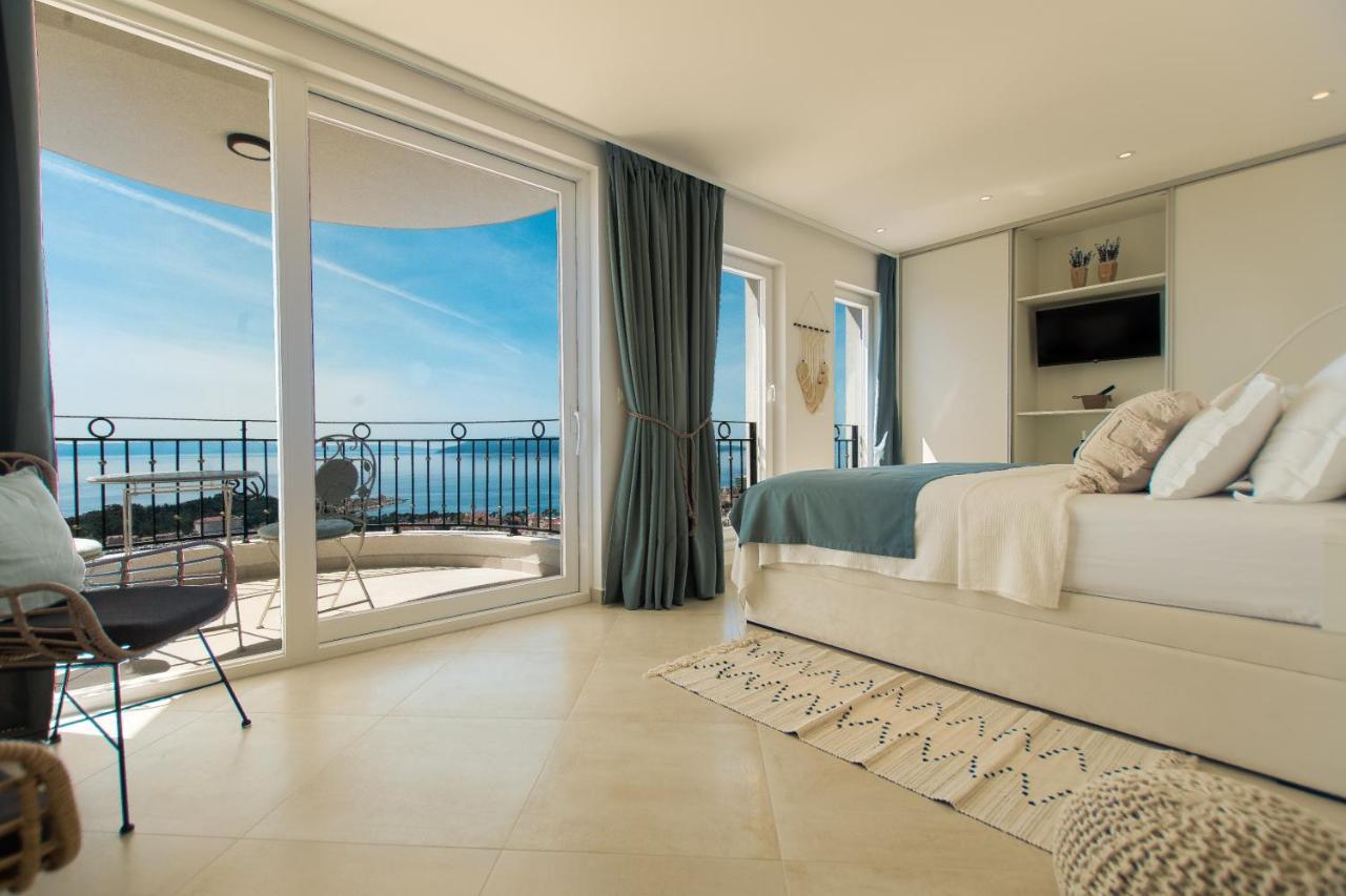 Smaragd - Perle - Luxury With Shared Pool Makarska