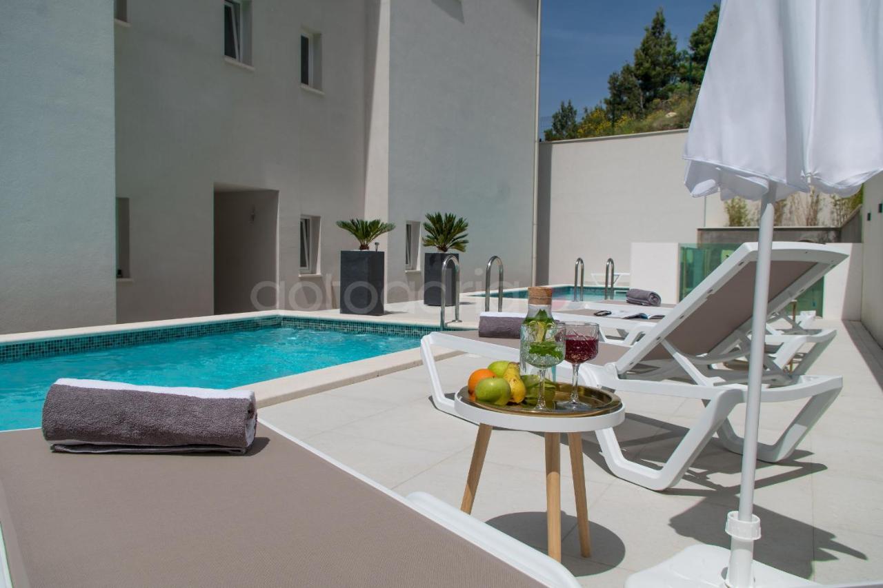 Smaragd - Perle - Luxury With Shared Pool * Makarska